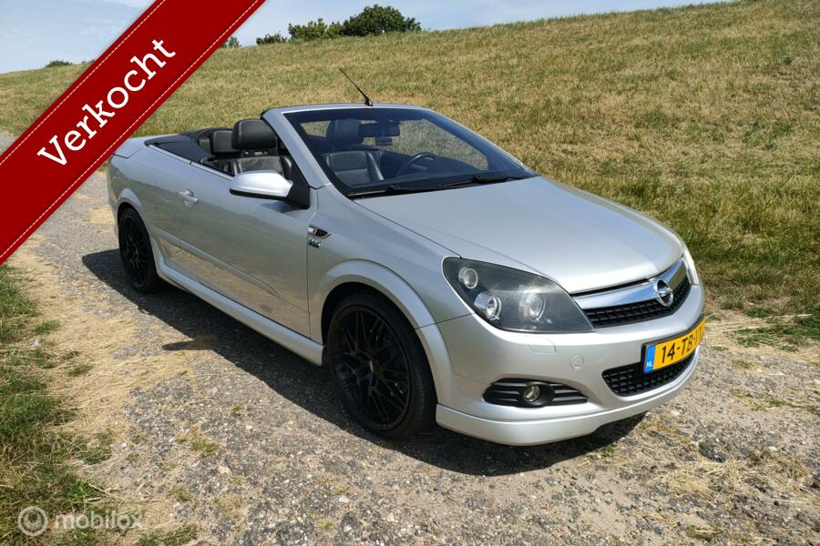 Opel Astra TwinTop 2.0 T Cosmo