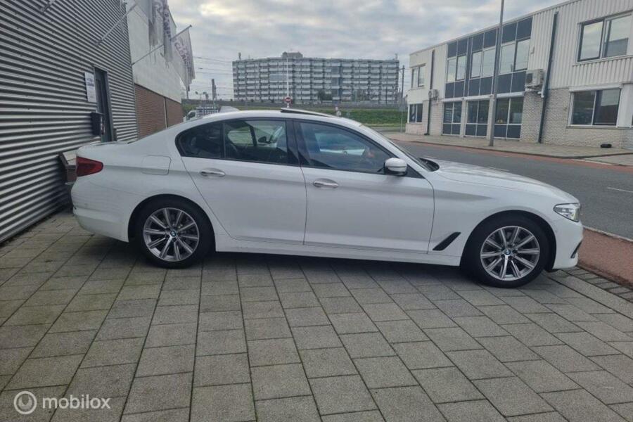 BMW 5-serie 520d Executive | dak | Leder | Automaat