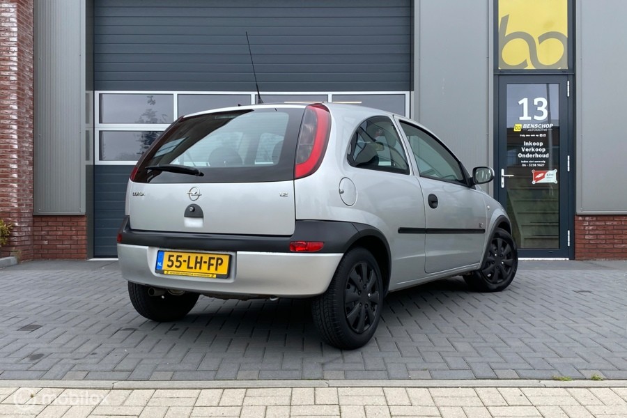 Opel Corsa 1.2-16V Njoy Easytronic Automaat Apk 1 jaar!