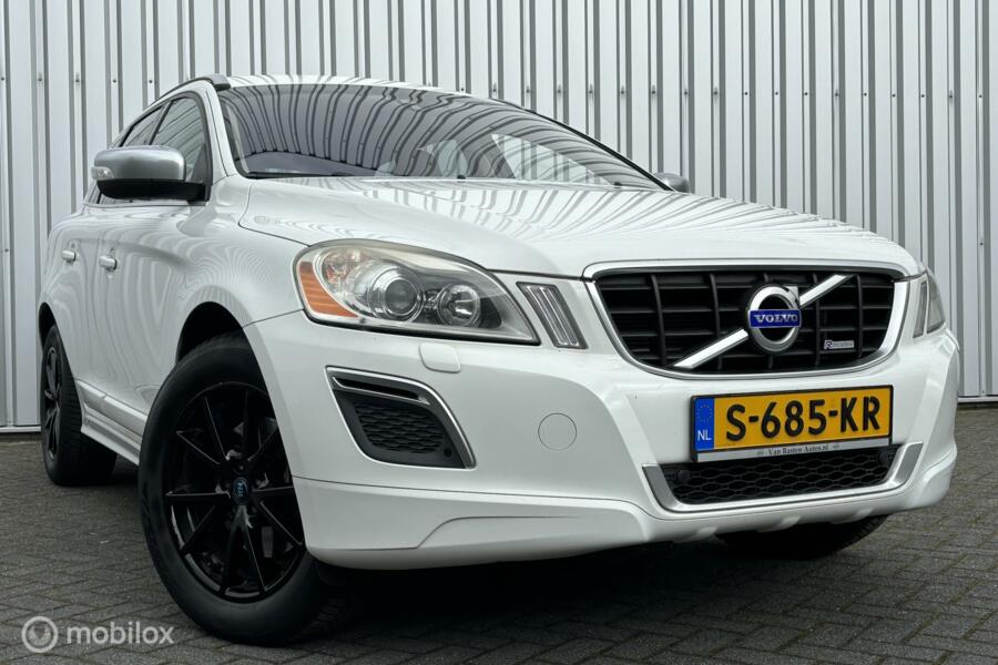 Volvo XC60 3.0 T6 AWD R-Design | Aut | LPG-G3 | Leder | PDC | Trekhaak | Xenon | Volledige historie |