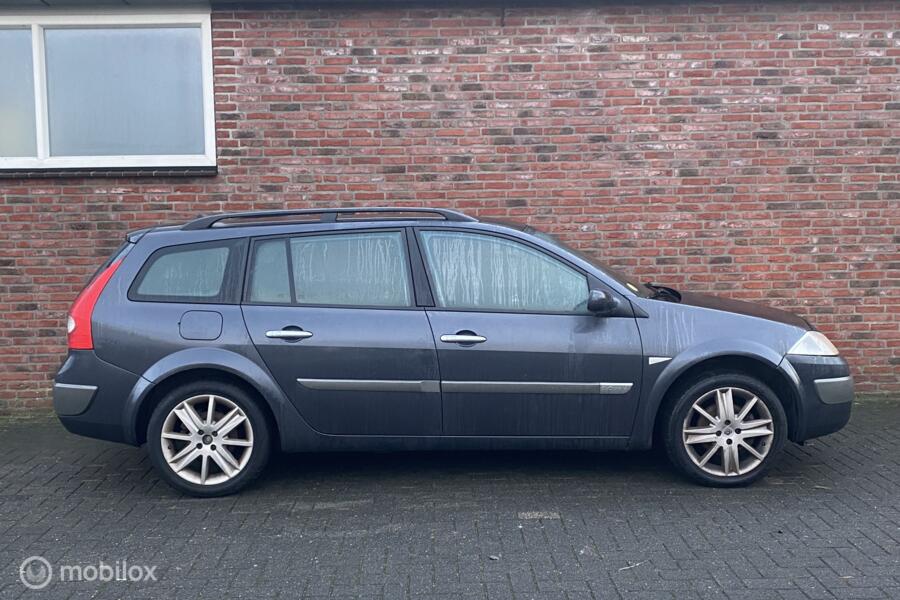 Renault Megane Grand Tour 1.6-16V Expression Luxe