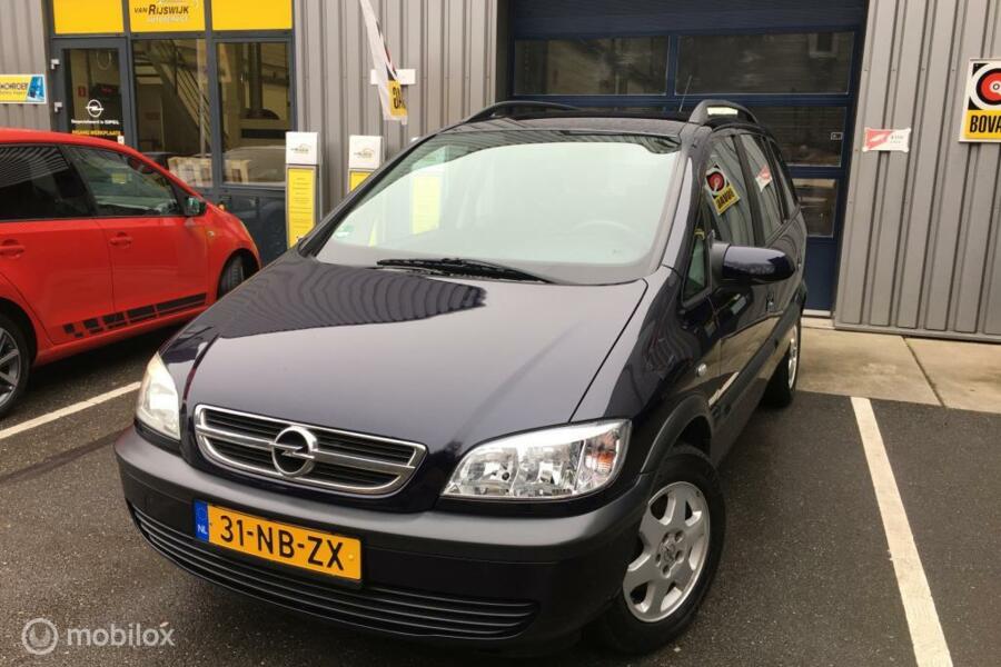Opel Zafira 1.8-16V Comfort