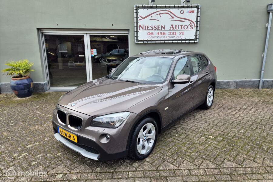 BMW X1 E84 sDrive18i Executive Panodak/Navi/Nieuwe Ketting!