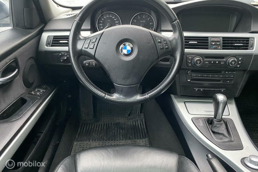 BMW 3-serie 330i High Executive