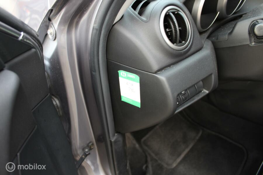 Mazda 3 Sport 1.6 Touring airco lm velgen nap