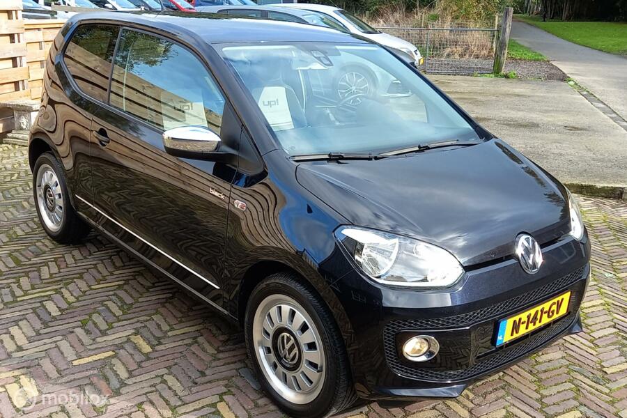 Volkswagen Up! 1.0i 75PK High up! Airco | Cruise | Navi | PDC etc.
