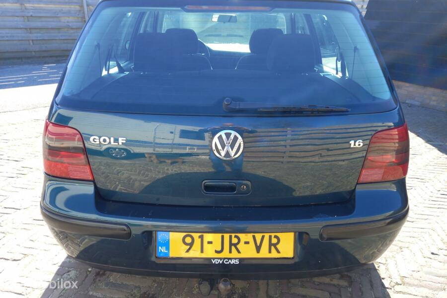 Volkswagen Golf 1.6-16V | AC | Cruise | Schuifdak | Trekhaak