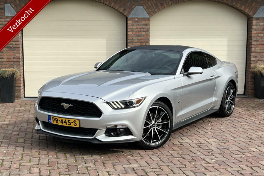 Ford Mustang Fastback 2.3 EcoBoost 309PK Airco Camera LED Cruise