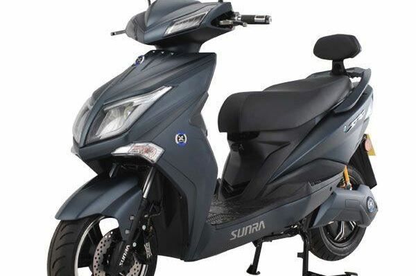 Sunra Bromscooter Hawk (Lithium) /E- SCOOTER /  45KM uitv.