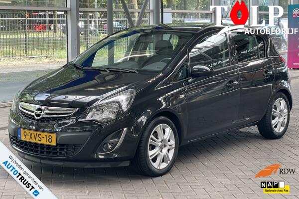 Opel Corsa 1.4-16V Blitz 5drs Navi Clima pdc Trekh 2014