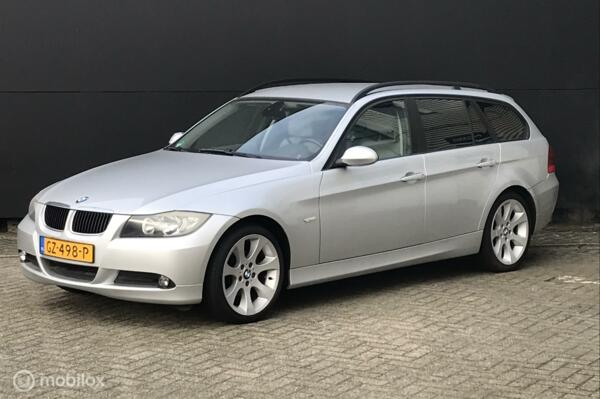 BMW 3-serie Touring 318i Automaat Executive 151dkm