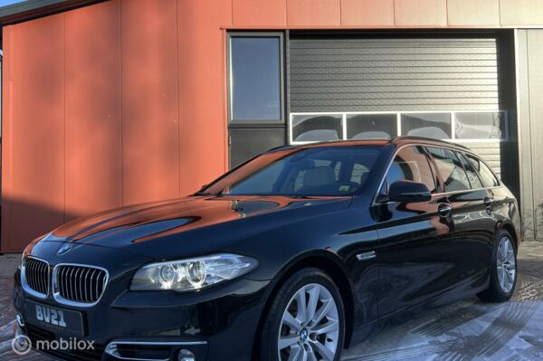 BMW 5-serie Touring 530xd High Luxury Edition