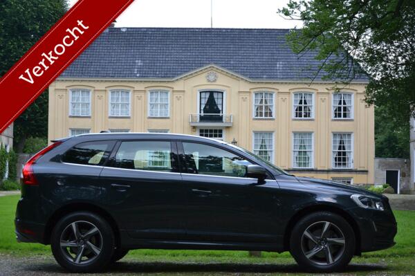 Volvo XC60 D5 R-Design | Navigatie | Leder | Xenon | Trekhaak