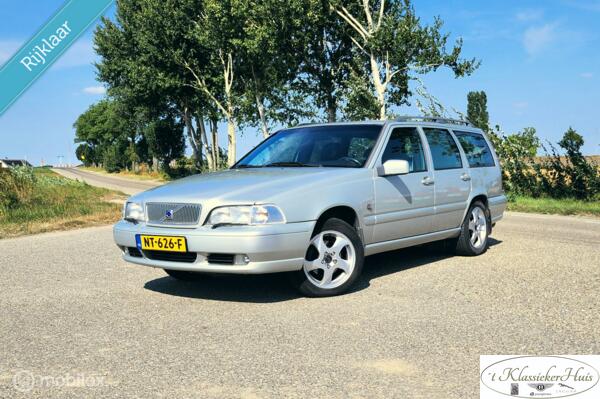 Volvo V70 2.4 T AWD Nordic automaat lage kmstand!