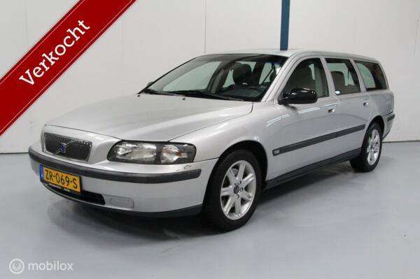 Volvo V70 2.4 Comfort Line 7-persoons