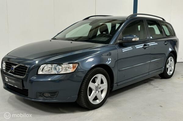 Volvo V50 2.4 Momentum AUTOMAAT / YOUNGTIMER / 62.000KM