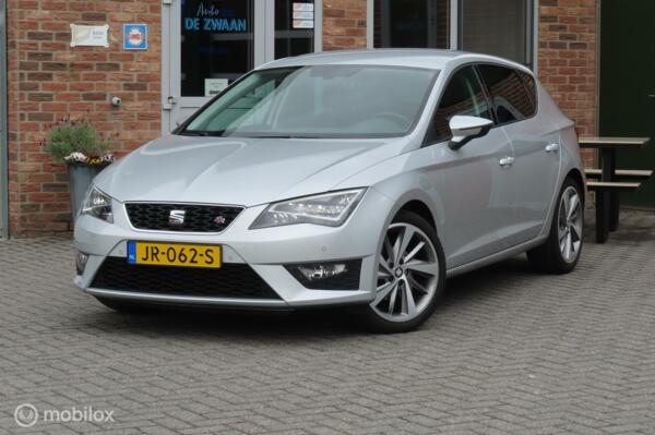 Seat Leon 1.4 EcoTSI FR Connect, Automaat, 18 Inch, Led