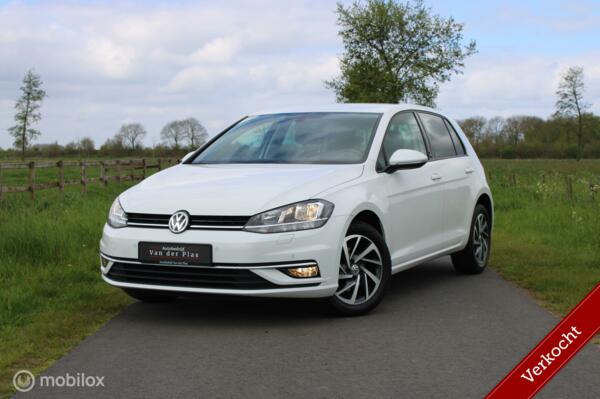 Volkswagen Golf 1.0 TSI Sound | CarPlay | Bluetooth | Cruise | Clima | Stoelvw | Airco