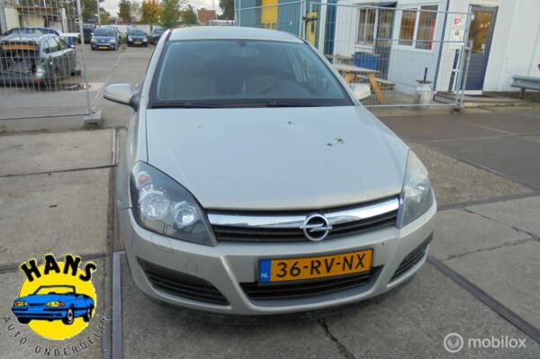 Opel Astra 1.6 Cosmo 2004 - 2009