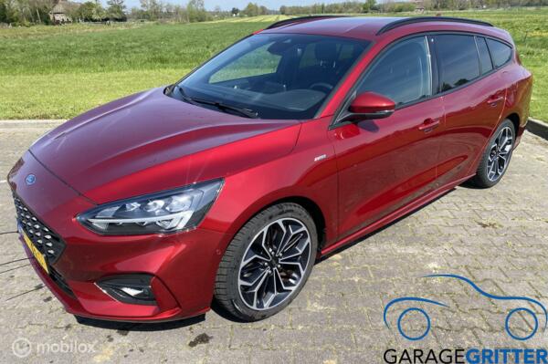 Ford Focus Wagon 1.0 EcoBoost ST Line Business