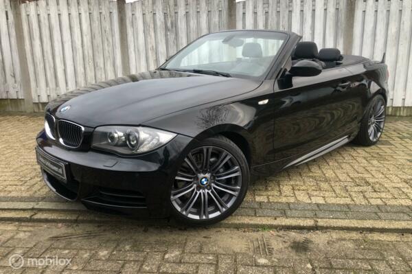 BMW 135I Cabrio  NL-auto,Full-options,hystorie bekend!