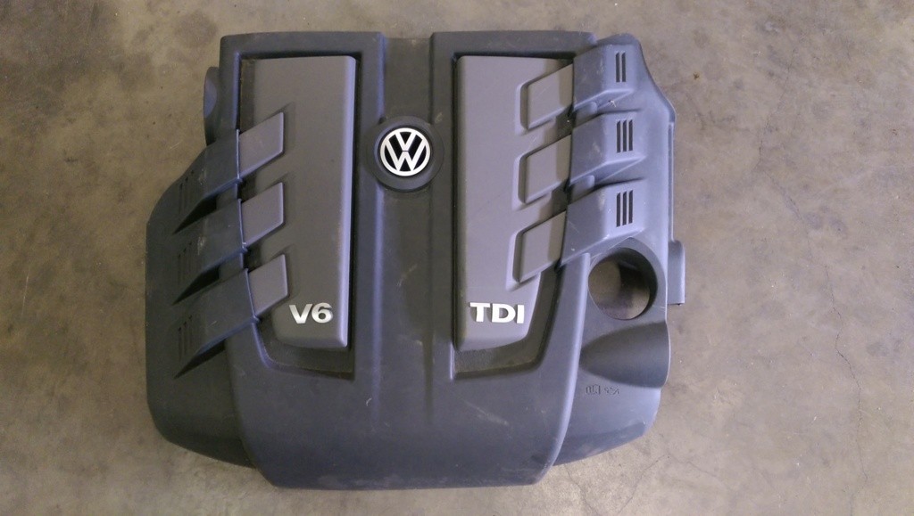 Volkswagen Touareg 3.0 TDI V6 Afdekkap motor 059103925
