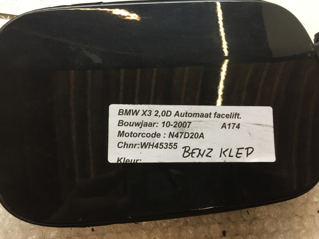 Benzineklep zwart metallic BMW X3 E83 ('04-'10) 51177055877