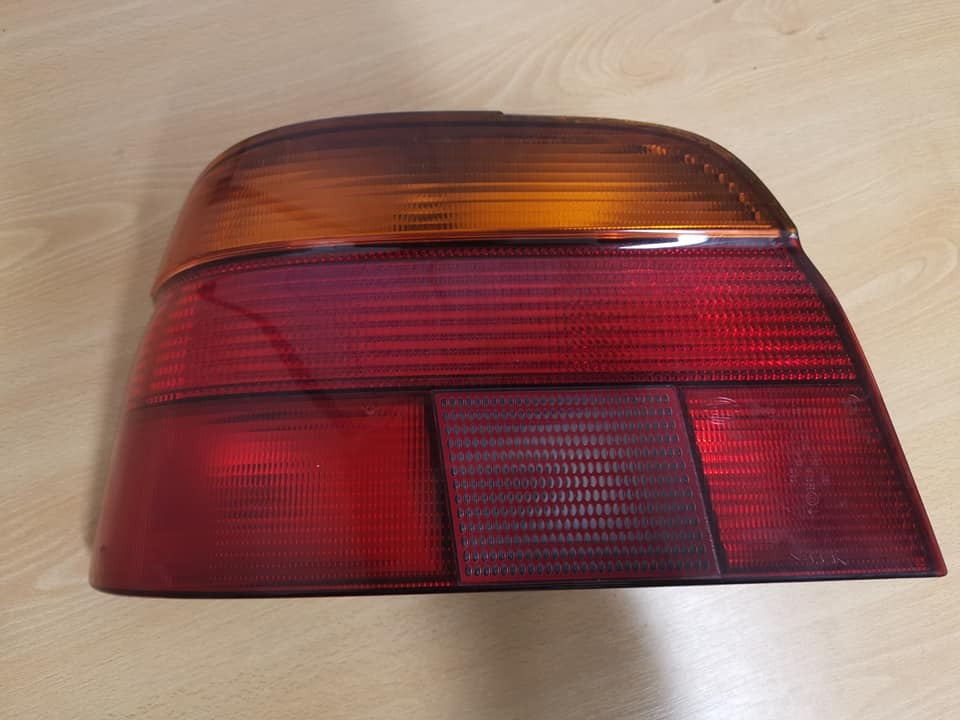 Achterlicht links BMW E39 ( 1995-2000 ) 63218358031