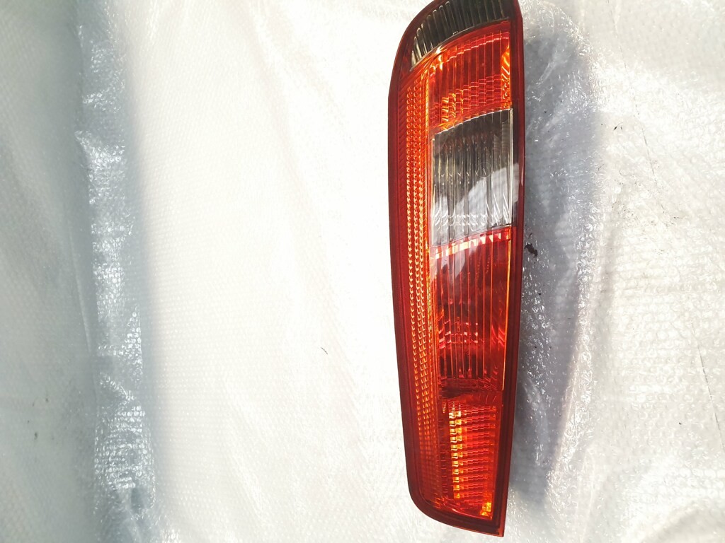 Achterlicht rechtsbuiten Ford Fiesta V 1.25-16V('02-'08) rb