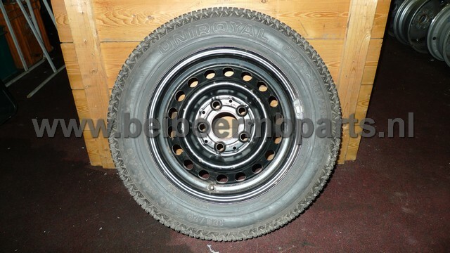 Velg staal Mercedes 201 5Jx14H2 ET50 met band 175/70 14 uniroyal rally 7,5mm