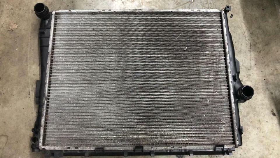 radiateur voor BMW E46 17111436241