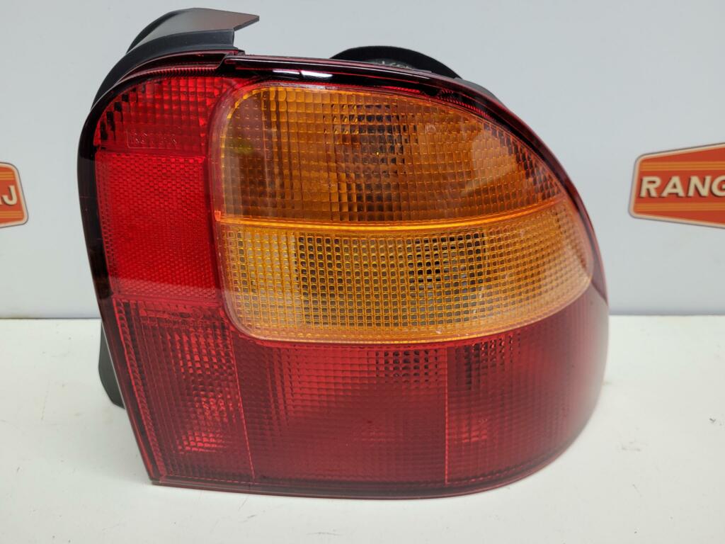 Origineel nieuw rechter achterlicht voor Rover 400