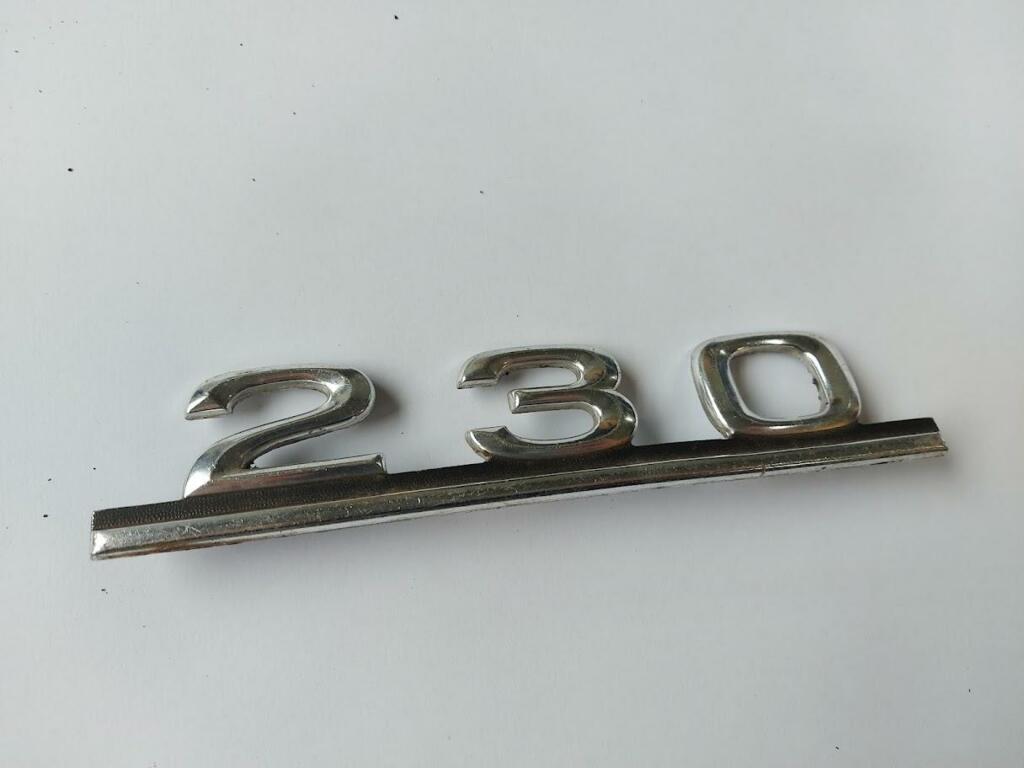 Embleem Mercedes 200-280 W123 ('76-'86) 230