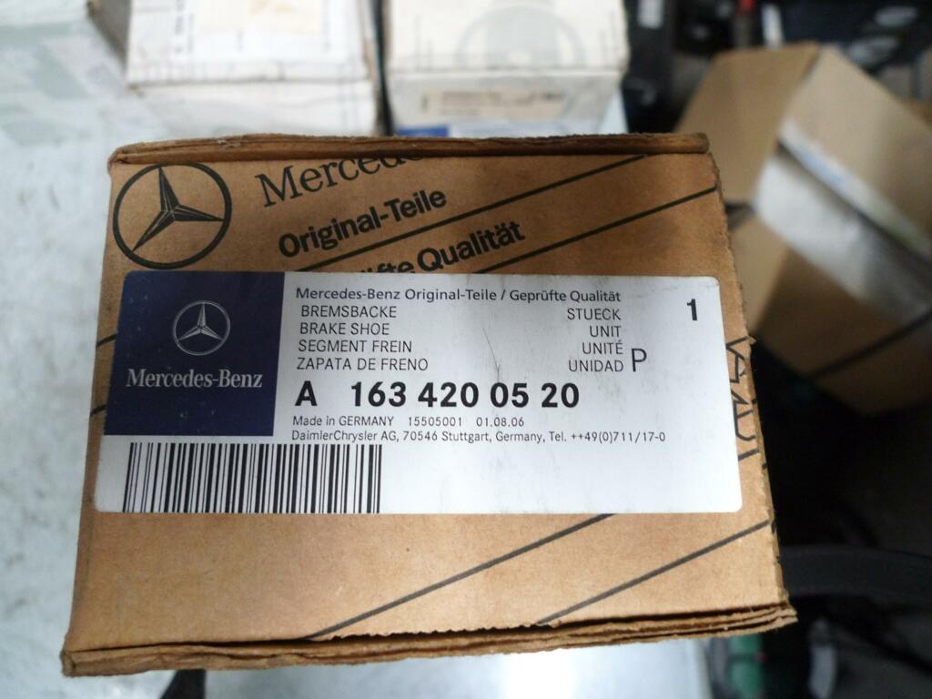 Remblokken set Mercedes 163 achter tot '02 nieuw origineel A1634200520