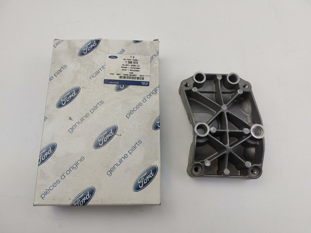 Ford compressor bracket / beugel origineel 1368972