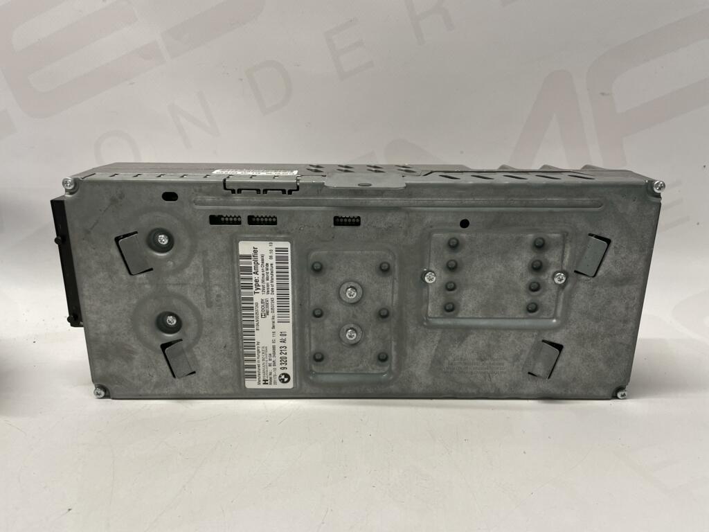 Radio versterker module BMW 3-serie F30/F80 ('12-'15) 9320213