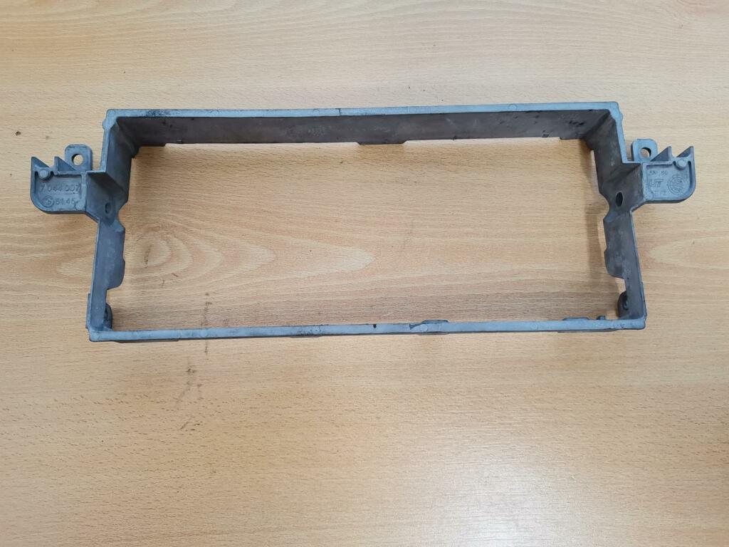 monitor drager BMW 5-serie E39 51457044007