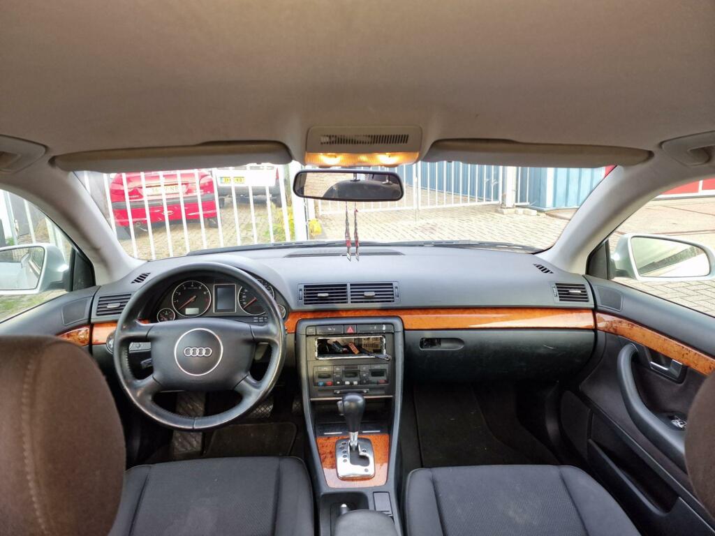 Airbag passagier Audi A4 Limousine B6 2.0 MT ('01-'04)