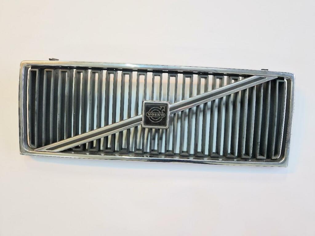 Grille Volvo 740 760 1358898
