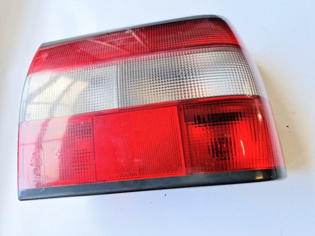 Achterlicht rechts Volvo 850 2.5 Sedan ('91-'96) 9133768