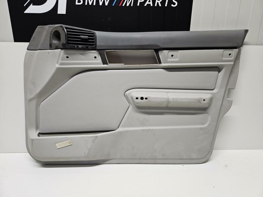 Deurpaneel rechtsvoor leder grijs BMW 5-serie E34
